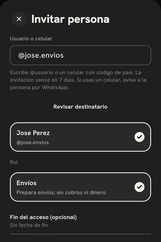 Pantalla Invitar persona con usuario y rol, con datos de ejemplo.